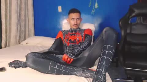 Snapshot of xxxhome_alonexxx chatting on October 2025 07:37:01 PM Kev online show from October 2025 07:37:01 PM