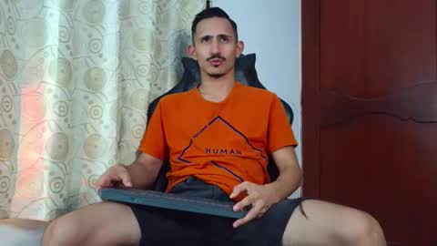 Kev online show from May 2026 07:52:01 PM