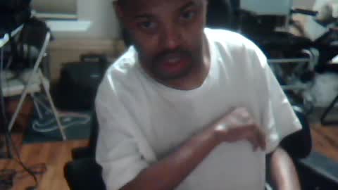 Snapshot of xxxonwheelz chatting on June 2026 05:12:02 AM xxxonwheelz online show from June 2026 05:12:02 AM