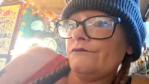Snapshot of xxxqueenmandydickenz chatting on January 2026 08:58:02 PM XXXQueenMandyDickenz online show from January 2026 08:58:02 PM