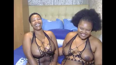 Snapshot of xxxslutscombination chatting on February 2026 04:27:02 AM Xxxslutscombination online show from February 2026 04:27:02 AM