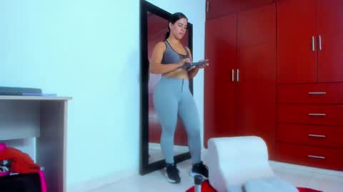 Snapshot of xxxtatianabustyxxx chatting on February 2025 09:04:02 PM xxxtatianabustyxxx online show from February 2025 09:04:02 PM