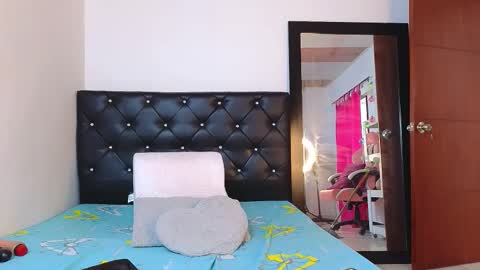 Snapshot of xxxtatianabustyxxx chatting on September 2025 07:04:01 PM xxxtatianabustyxxx online show from September 2025 07:04:01 PM