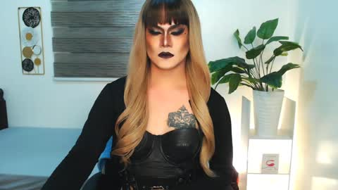 QueenMarina online show from June 2026 04:33:01 PM