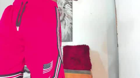 Sr. Y0ung Master online show from November 2025 02:45:02 AM