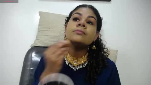 yazhini online show from April 2026 11:42:02 AM