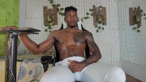 Snapshot of yacksson_lawrence chatting on December 2024 10:12:01 PM yacksson_lawrence online show from December 2024 10:12:01 PM