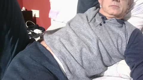 Snapshot of yahe2010 chatting on December 2024 12:30:02 AM grillino online show from December 2024 12:30:02 AM