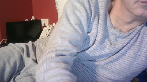 Snapshot of yahe2010 chatting on December 2024 01:15:02 AM grillino online show from December 2024 01:15:02 AM