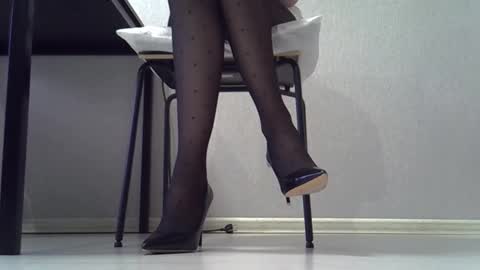 Dina online show from February 2026 02:40:01 AM