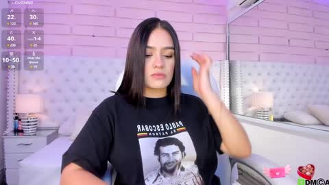 Yakeline online show from January 2025 08:38:02 PM