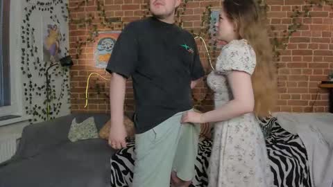 Mia and Andry  online show from November 2025 12:17:01 PM