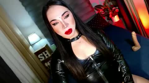 REYAN online show from November 2025 02:47:02 AM