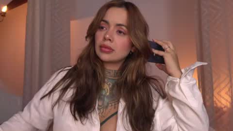 YANDRA CELIS online show from June 2026 12:32:02 AM