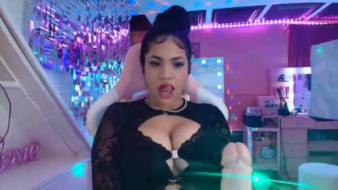 yanetsy_30 online show from July 2026 04:41:02 AM