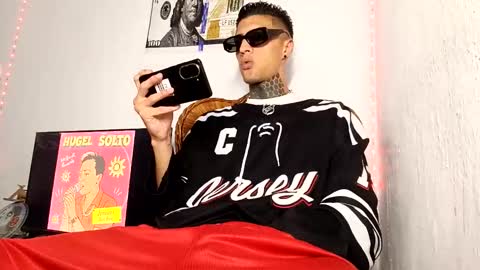 Snapshot of yanfranko420 chatting on February 2026 02:52:02 AM Yan online show from February 2026 02:52:02 AM