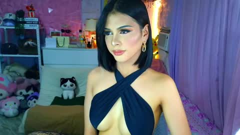 YANG AUDREY LONE online show from April 2026 02:59:01 AM