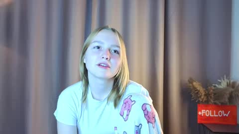 Kate online show from September 2025 01:11:02 PM