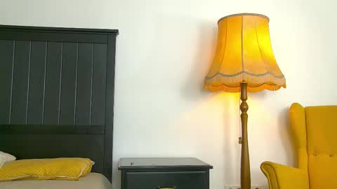 Snapshot of yanira_ass_ chatting on February 2026 05:06:01 AM yanira_ass_ online show from February 2026 05:06:01 AM