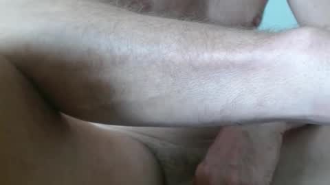 yankee01231 online show from April 2026 10:19:02 PM