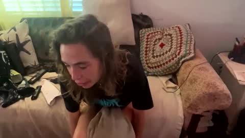 yanyanpixie online show from October 2025 05:45:02 PM