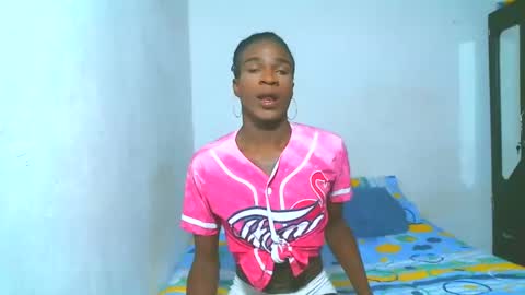 YARITHZA online show from February 2025 07:13:01 PM