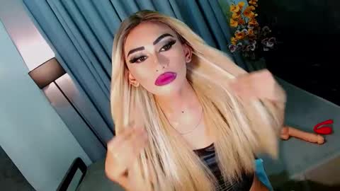 miss yasii online show from February 2025 07:50:02 PM