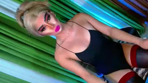 miss yasii online show from September 2025 03:50:01 PM