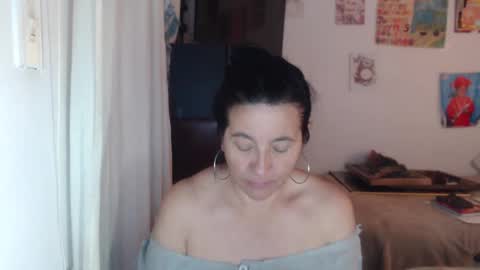 yasmin_love85 online show from October 2025 07:35:02 PM