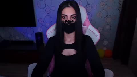yasmina online show from April 2026 06:03:02 AM