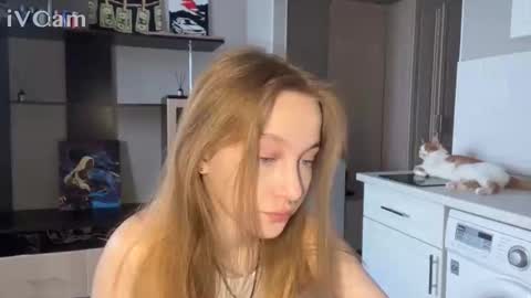 Snapshot of yasminalouf chatting on February 2026 01:14:01 PM yasmina online show from February 2026 01:14:01 PM