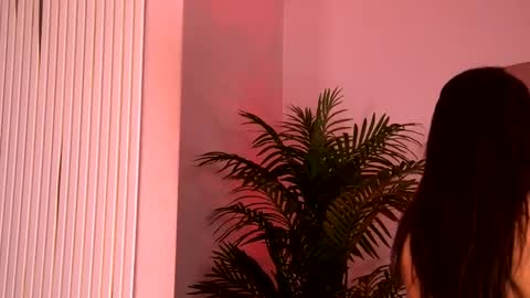 Snapshot of yasminaluna chatting on January 2026 04:48:02 AM Yasmina online show from January 2026 04:48:02 AM