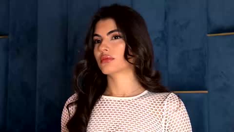 Snapshot of yasminaluna chatting on January 2026 04:39:02 AM Yasmina online show from January 2026 04:39:02 AM