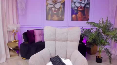 Snapshot of yasminwild chatting on February 2026 07:51:01 AM yasminwild online show from February 2026 07:51:01 AM