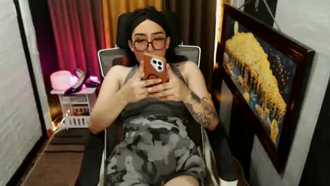 yassiered online show from May 2026 12:12:01 PM