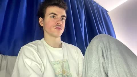 Snapshot of yayay333 chatting on January 2026 07:08:02 PM yayay333 online show from January 2026 07:08:02 PM