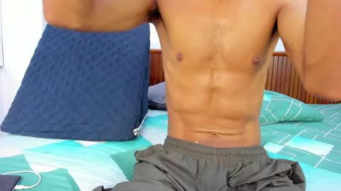 yayi_and_derek online show from May 2026 11:31:02 AM