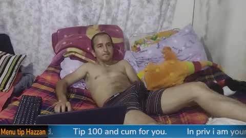 Snapshot of yazflor chatting on February 2025 01:54:01 AM Hazzan y Greisy online show from February 2025 01:54:01 AM