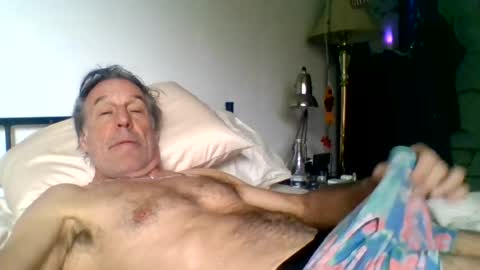 yeah_baby6988 online show from June 2026 03:50:02 PM