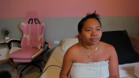 yeika_foxy online show from April 2026 11:19:01 AM