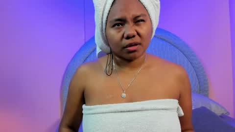 yeika_foxy online show from May 2026 11:15:01 AM