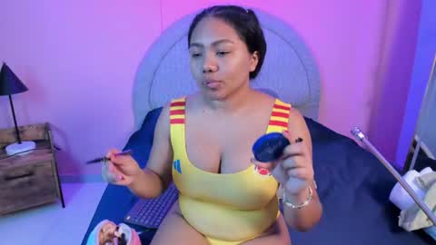 yeika_foxy online show from June 2026 11:41:01 AM