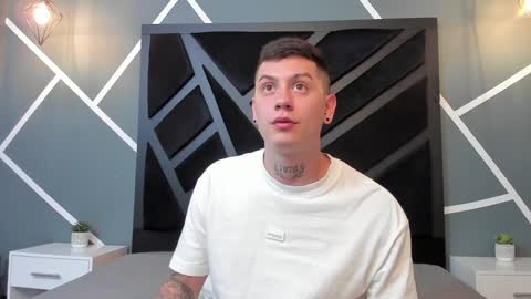 Snapshot of yeiko_romero_ chatting on January 2025 05:40:01 PM YEIKO ROMERO online show from January 2025 05:40:01 PM