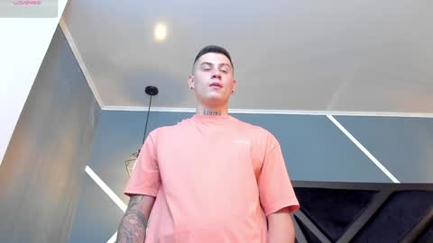 Snapshot of yeiko_romero_ chatting on January 2025 11:34:01 PM YEIKO ROMERO online show from January 2025 11:34:01 PM