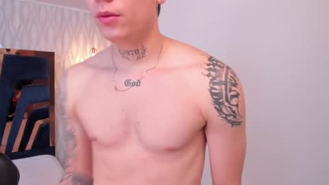 Snapshot of yeiko_romero_ chatting on February 2025 05:31:01 PM YEIKO ROMERO online show from February 2025 05:31:01 PM