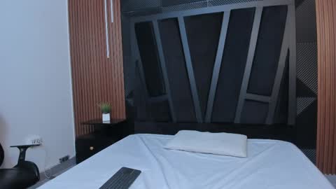 Snapshot of yeiko_romero_ chatting on March 2025 05:18:01 PM YEIKO ROMERO online show from March 2025 05:18:01 PM