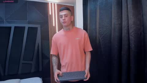 Snapshot of yeiko_romero_ chatting on March 2025 05:28:02 PM YEIKO ROMERO online show from March 2025 05:28:02 PM