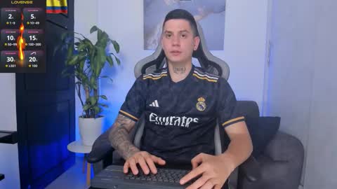 Snapshot of yeiko_romero_ chatting on November 2025 05:45:02 PM YEIKO ROMERO online show from November 2025 05:45:02 PM