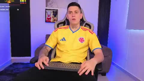 YEIKO ROMERO online show from July 2026 06:36:01 PM