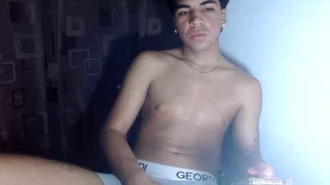 Snapshot of yeionee chatting on June 2026 01:57:02 PM Yei One online show from June 2026 01:57:02 PM